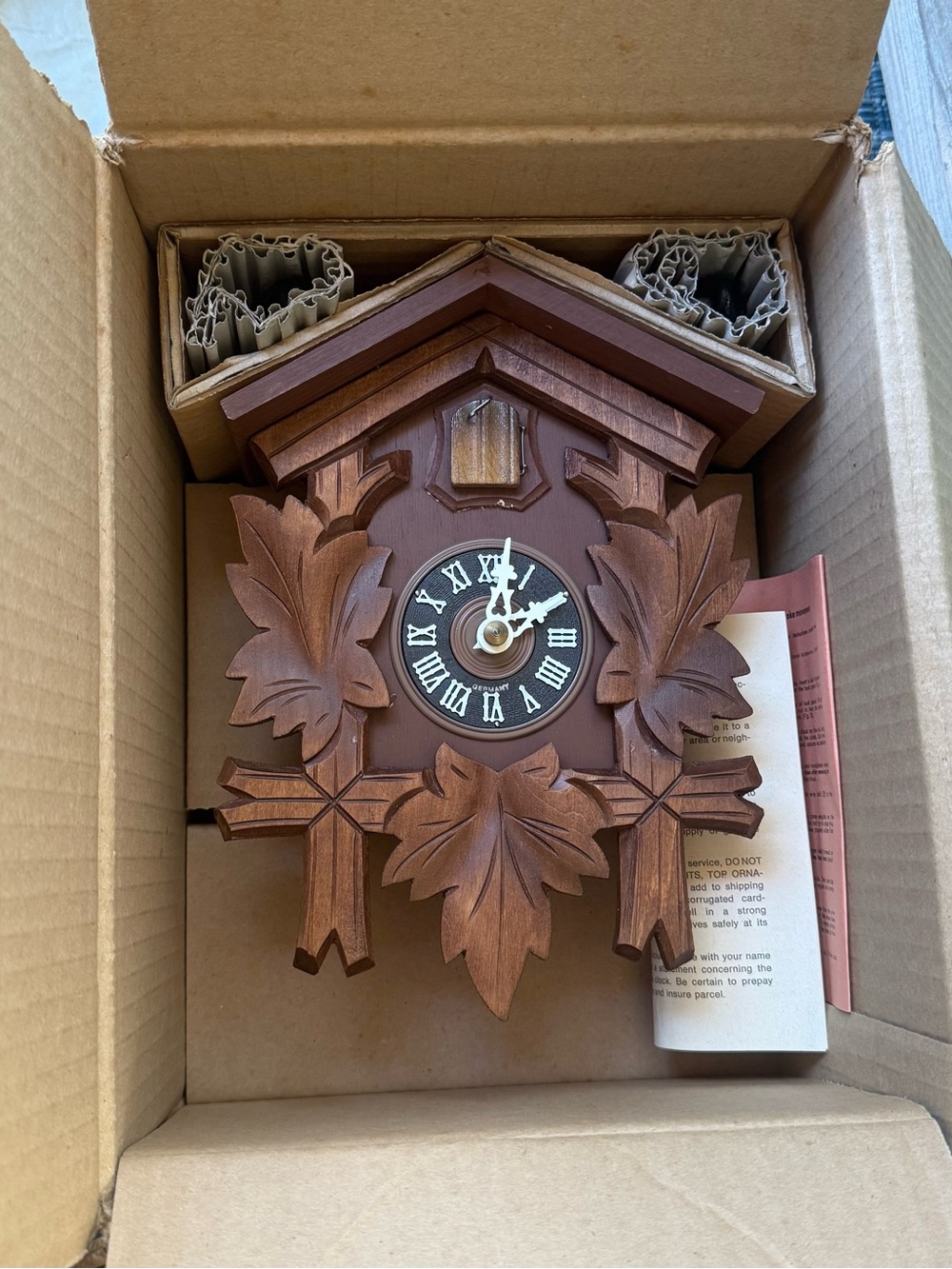 Original NIB VINTAGE Black Forest cuckoo clock